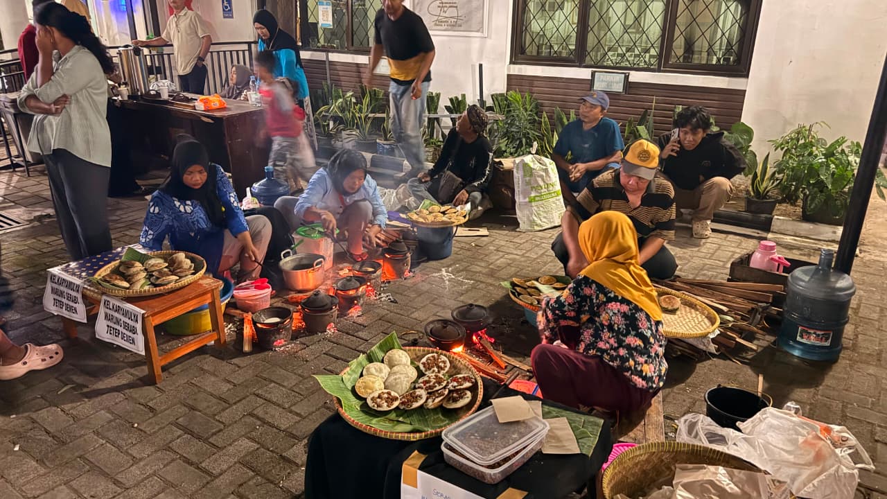 Festival Serabi Meriahkan Hari Jadi Cirebon ke-599, Wujud Komitmen Lestarikan Kuliner Lokal