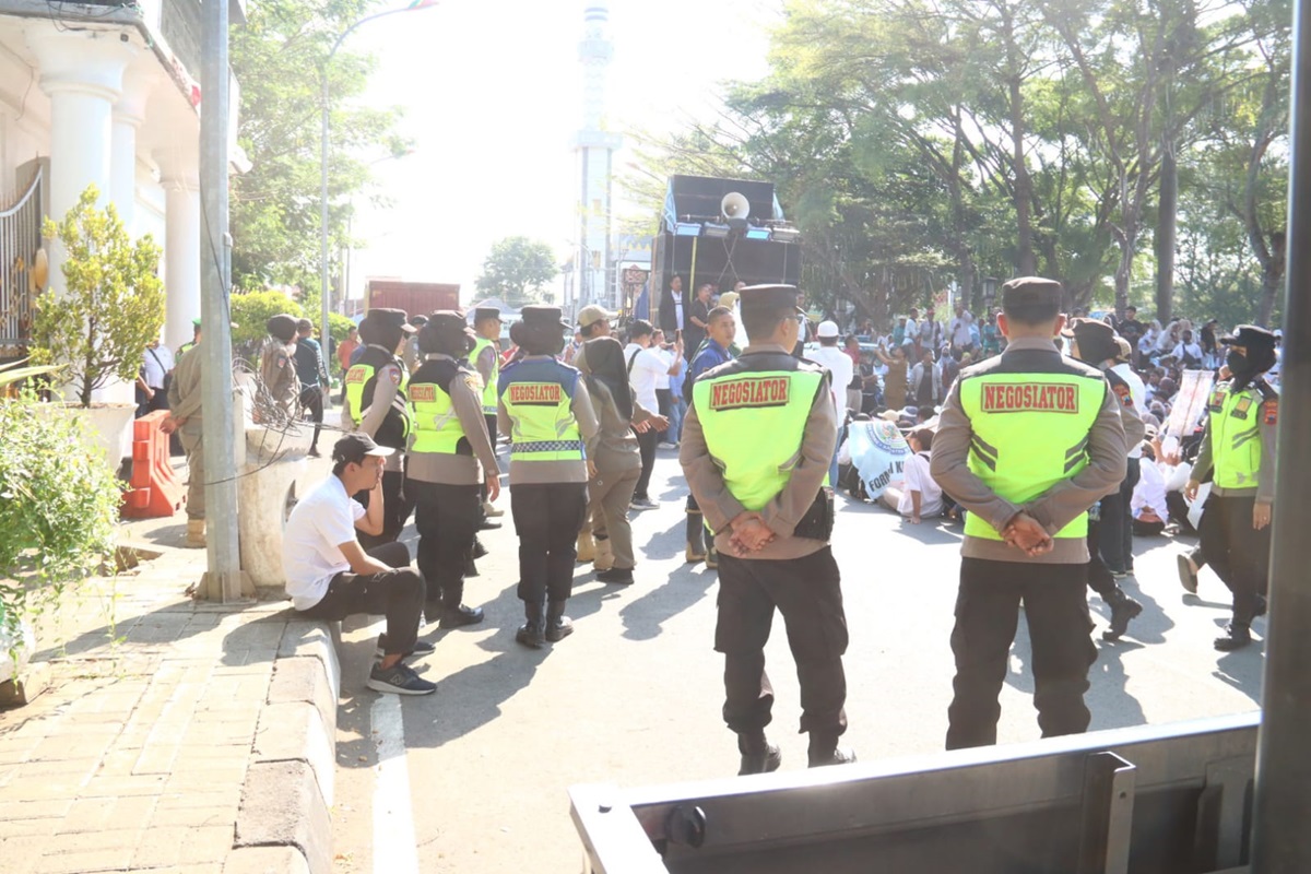 Polres Brebes Kedepankan Pelayanan Humanis dalam Pengamanan Aksi Damai Masyarakat