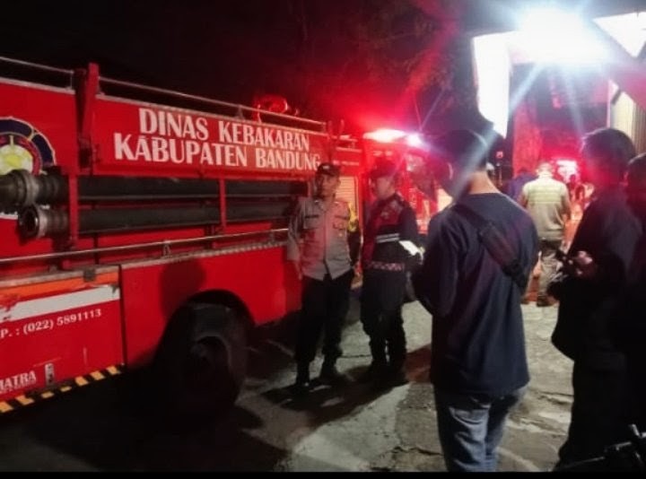 Innalilahi, Sekretariat Forwaci di Cigeureuh Cipinang Cimaung Hangus Terbakar, 1 Orang Selamat