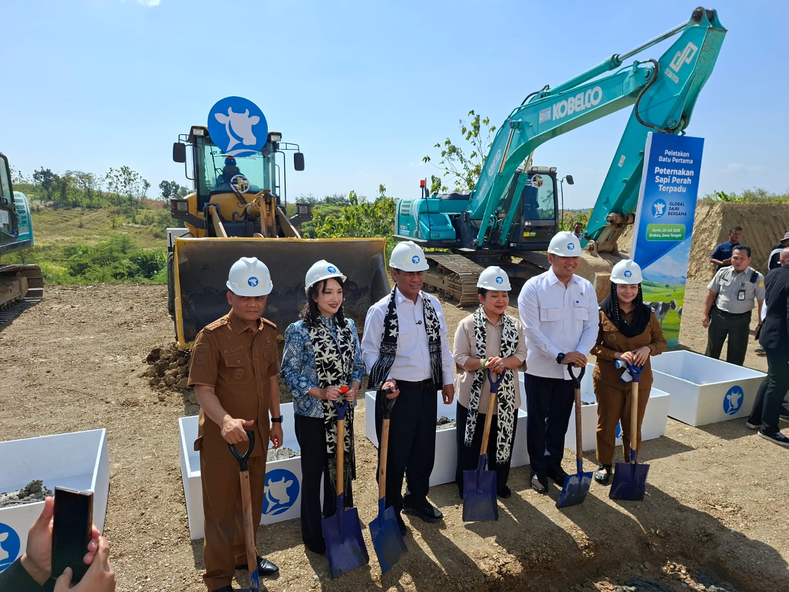 Polres Brebes Berhasil Amankan Ground Breaking PT Global Dairi Bersama yang Dihadiri Menteri Pertanian RI