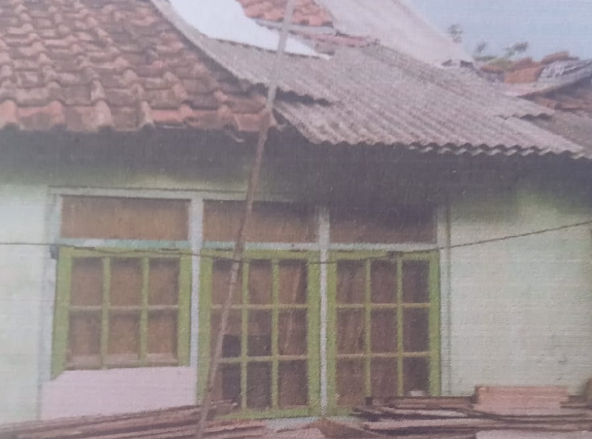 Pemda Dinilai Belum Maksimal, Lansia di Kuningan Masih Tinggal di Rumah Rusak Parah