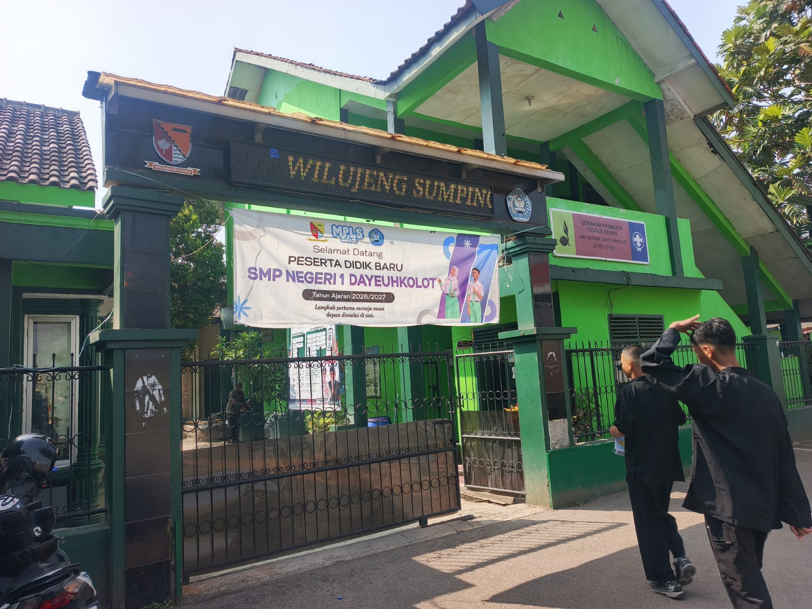 Peringatan Keras! Dari Ombudsman Larang Sekolah Jual Seragam atau Arahkan Pembelian