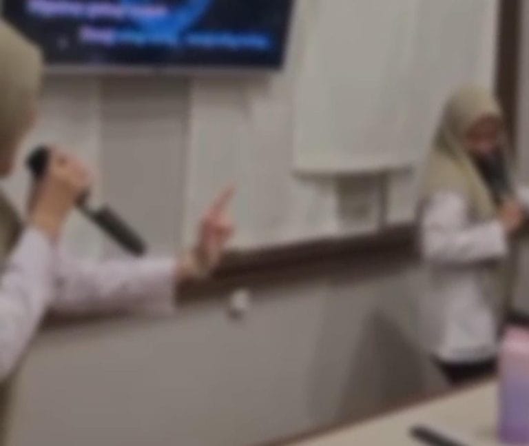 Akibat Banyak Nganggur, 5 ASN Puskesmas Japara Asyik Karaokean di Jam Kerja