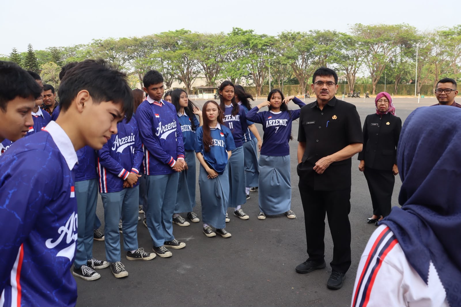Sekda Lepas Kontingen Basket SMAN 1 Kota Cirebon Berlaga di DBL West Java 2026