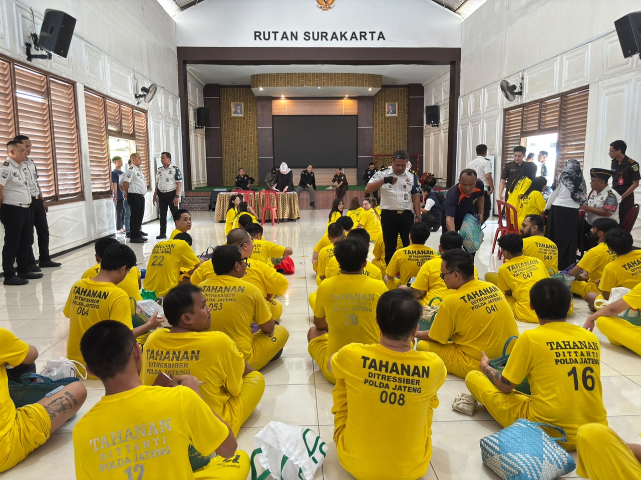 Penyidikan Kasus Pig Butchering Rp 41 Miliar Selesai, Polda Jateng Limpahkan 38 Tersangka ke JPU