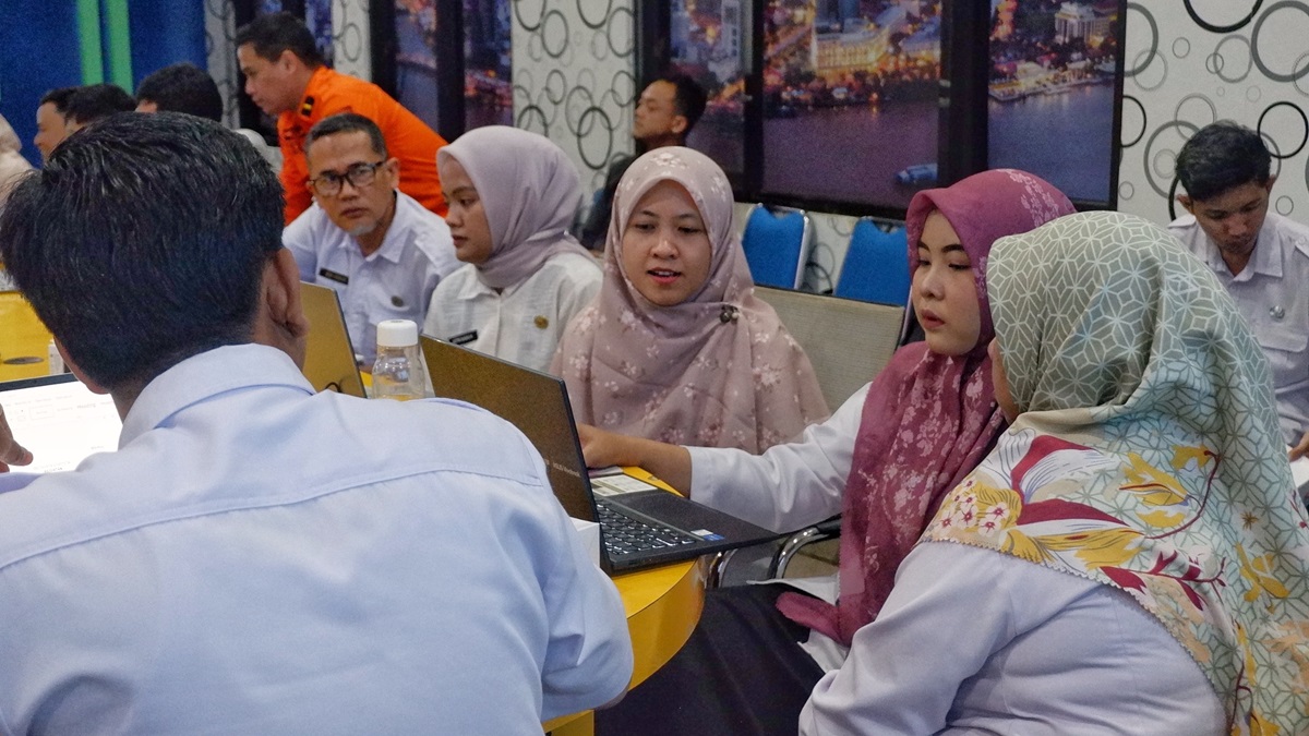 Desk Penyusunan Metadata Statistik Digelar untuk Memperkuat Penyelenggaraan Statistik Sektoral Kota Cirebon