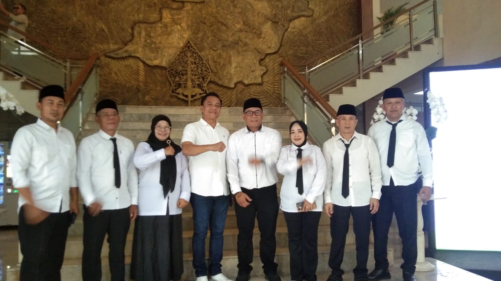 Tujuh Anggota BPD Bojongmanggu Resmi Dilantik, Siap Bersinergi dengan Pemerintah Desa