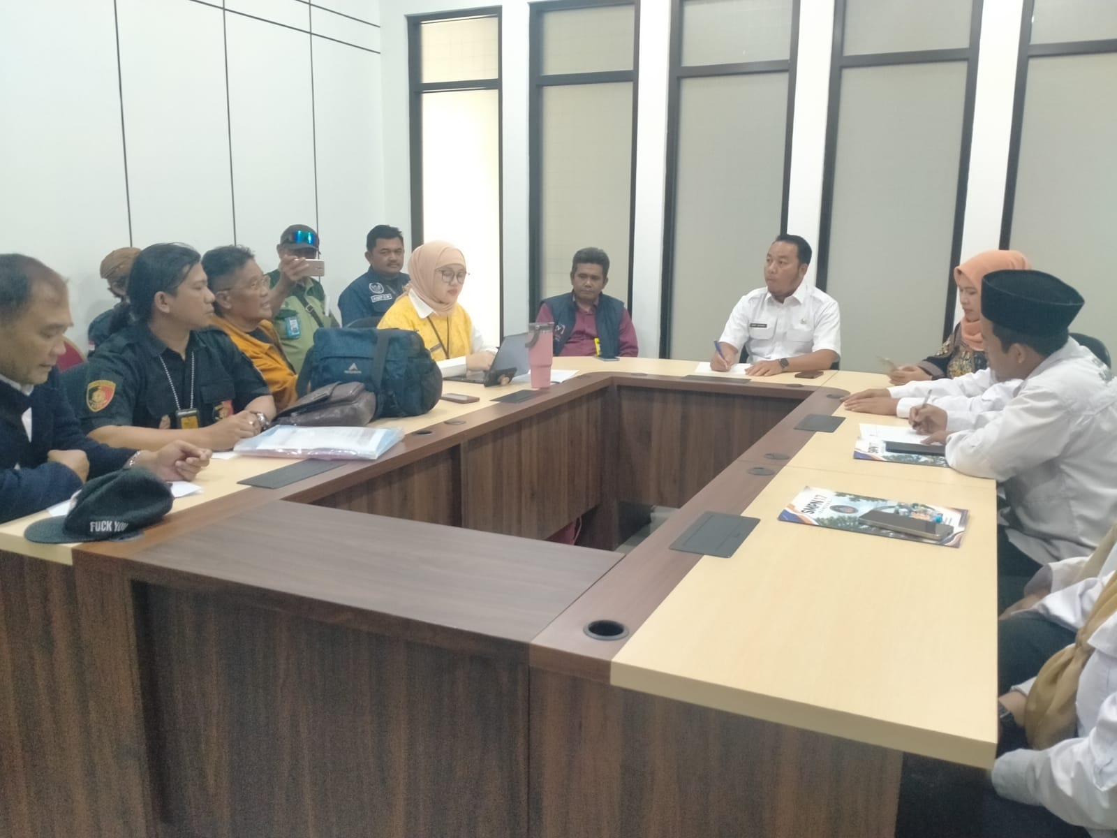 Awak Media Gelar Audiensi dengan Dinas Pendidikan, Desak Pengusutan Kasus Dugaan Asusila Siswa