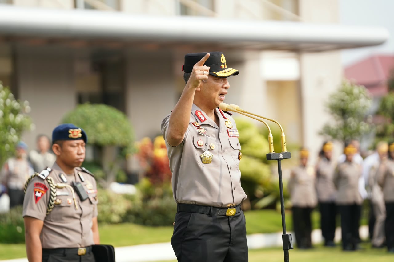 Apel Perdana Kapolda Jateng, Tegas; Tidak Ada Toleransi bagi Anggota yang Membekingi Judi dan Narkoba