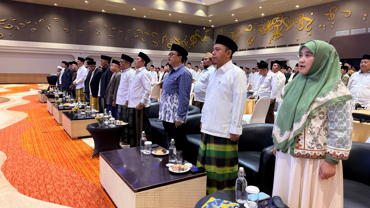 Wakil Wali Kota Cirebon Hadiri Perayaan Hari Santri Nasional dan Gus Award Tingkat Jawa Barat