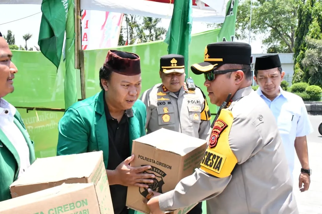 Jamin Kenyamanan Pemudik, Kapolresta Cirebon Tinjau Langsung Pos Pam dan Pos Yan
