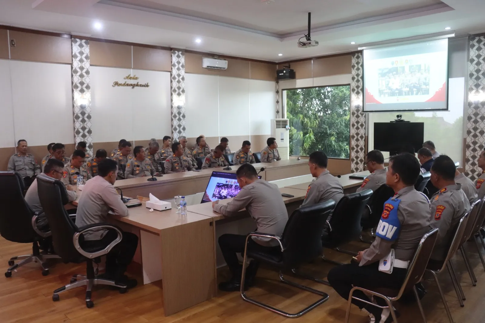 Wakapolres Majalengka Ikuti Rakernis Gabungan Empat Divisi Polri Secara Daring