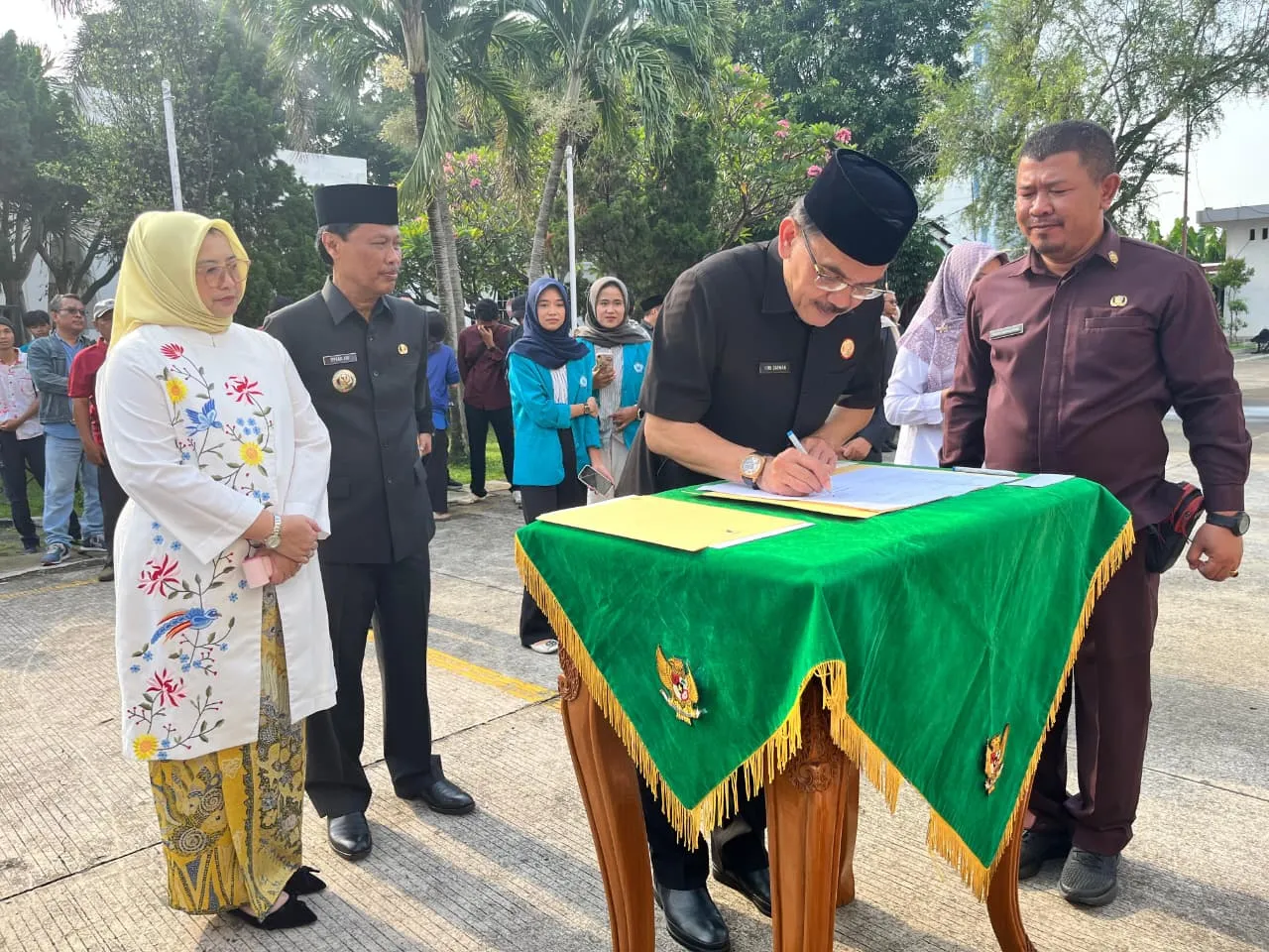 Wali Kota Cirebon Lantik 80 Pejabat, Perkuat Kinerja Birokrasi Berbasis Sistem Merit