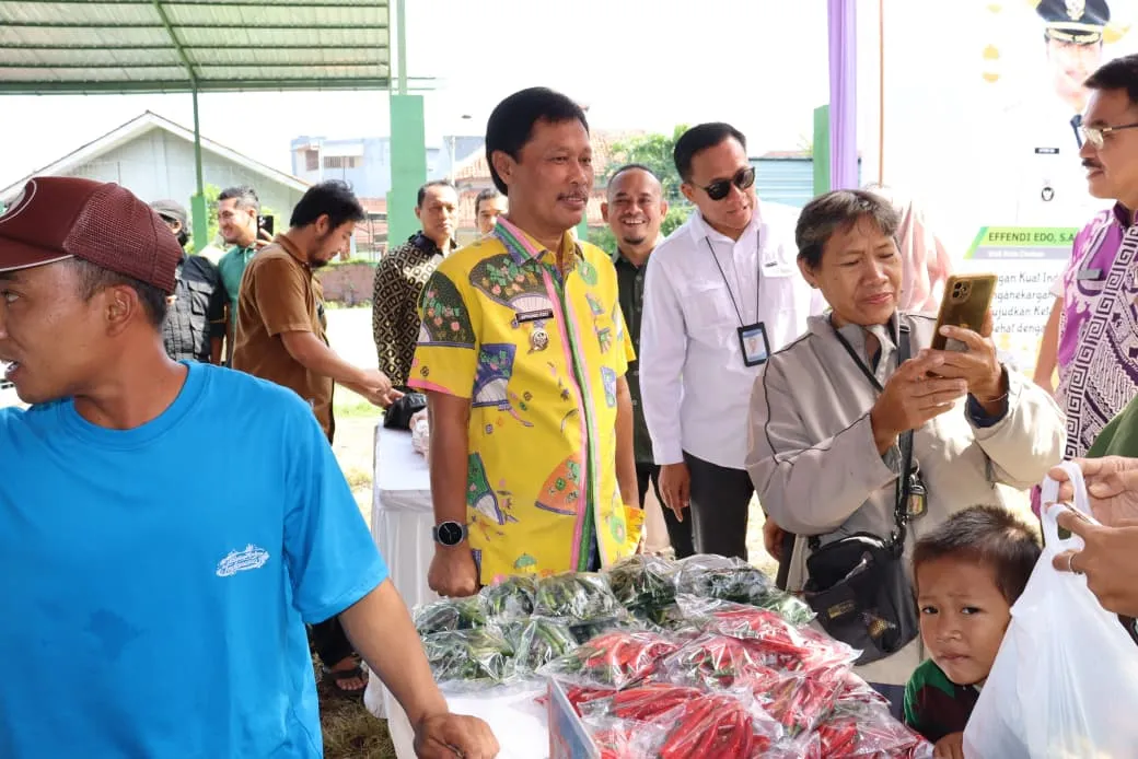 Wali Kota Tinjau Gerakan Pangan Murah, Pastikan Stok Pangan Aman Jelang Idulfitri 1447 H