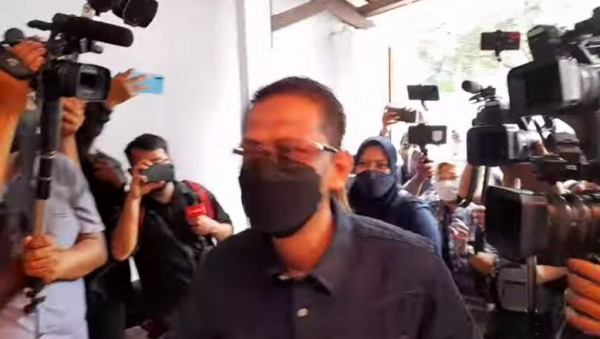Doddy Sudrajat datangi rumah besannya, Faisal, di kawasan Kebon Jeruk, Jakarta Barat, Jumat (25/3/2022).